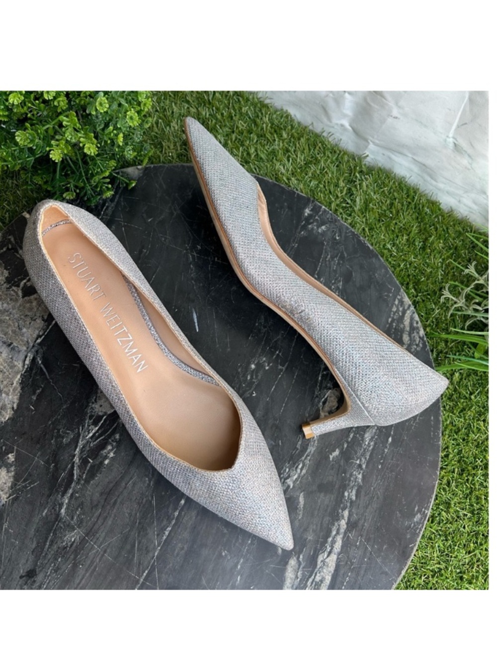 Stuart Weitzman Stuart Pump kitten heel Sz 9.5 
Heel Heigh 2” New